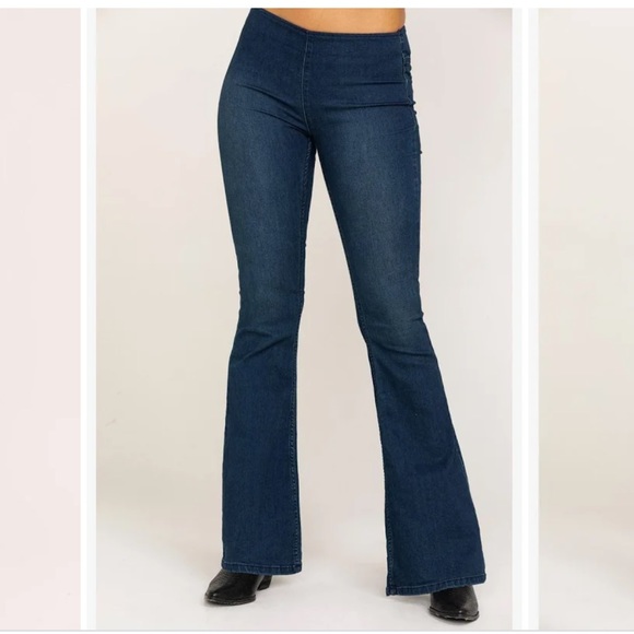 SOLD OUT Free People Penny Pull-On Flare Jeans sz 24 - Picture 3 of 8